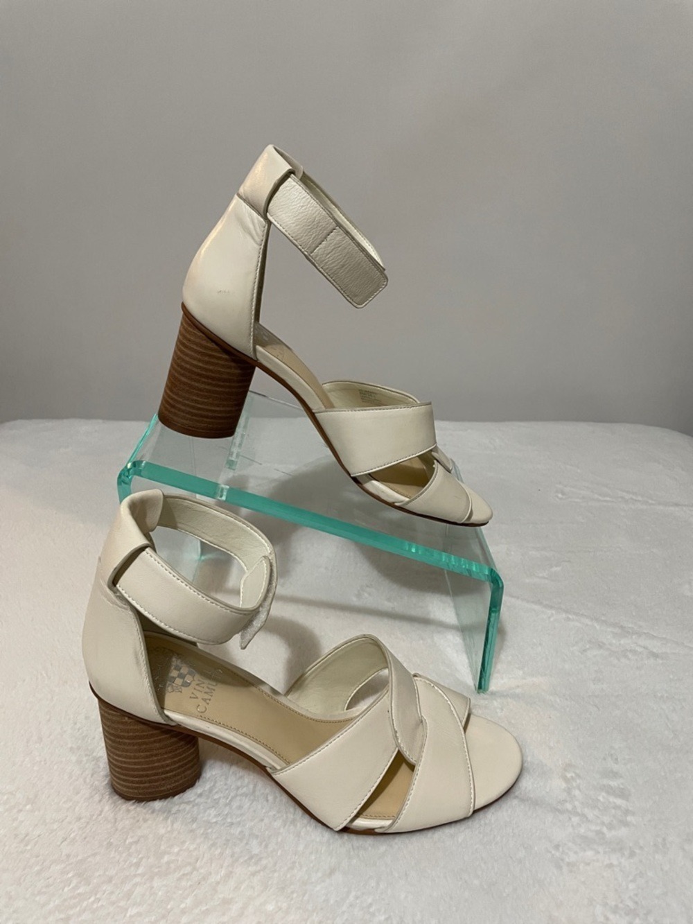 Vince Camuto Cream Twisted-Strap Block Heel Sandals Sz 8M